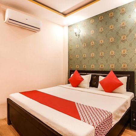 فاراناسي Spot On 45585 Hotel Aakash Ganga المظهر الخارجي الصورة