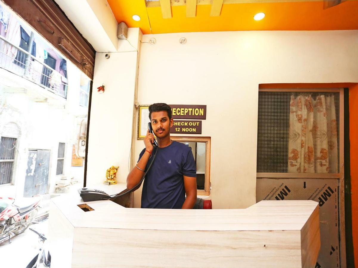 فاراناسي Spot On 45585 Hotel Aakash Ganga المظهر الخارجي الصورة