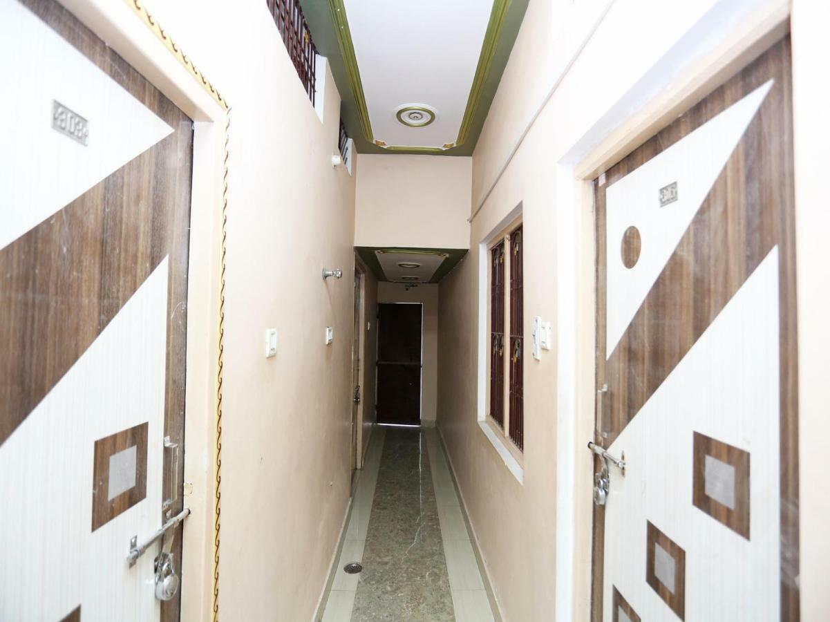فاراناسي Spot On 45585 Hotel Aakash Ganga المظهر الخارجي الصورة