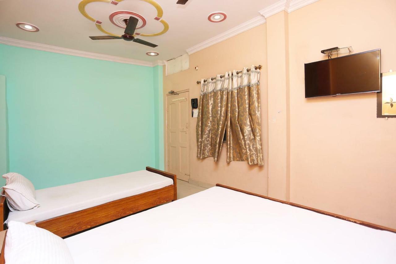فاراناسي Spot On 45585 Hotel Aakash Ganga المظهر الخارجي الصورة
