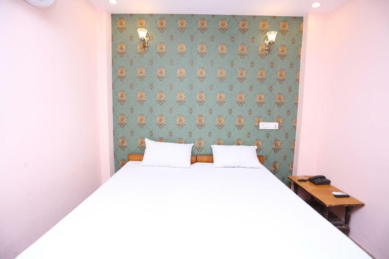 فاراناسي Spot On 45585 Hotel Aakash Ganga المظهر الخارجي الصورة